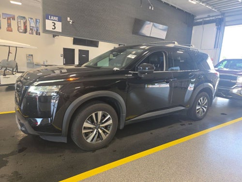 2024 Nissan Pathfinder SL