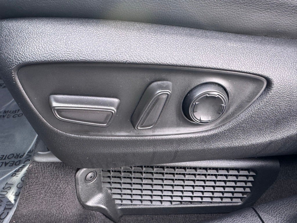 2022 Toyota Sienna XSE 7 Passenger