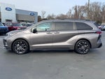 2022 Toyota Sienna XSE 7 Passenger