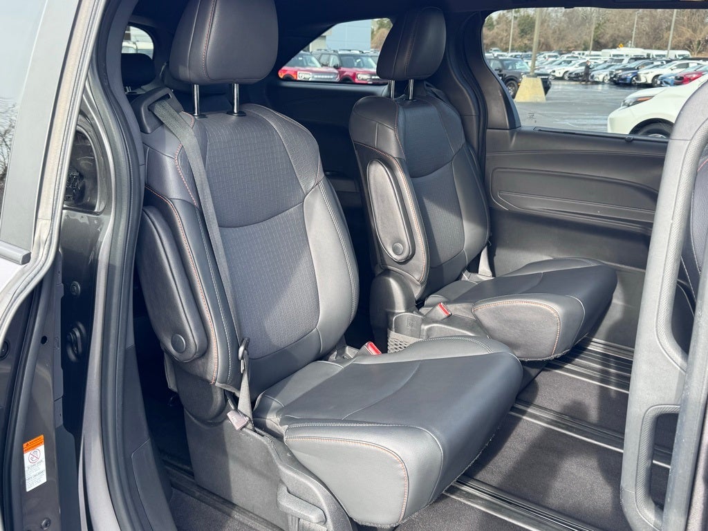 2022 Toyota Sienna XSE 7 Passenger