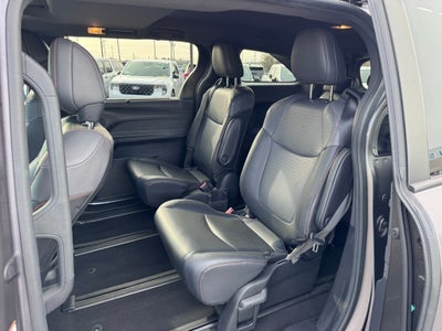 2022 Toyota Sienna XSE 7 Passenger
