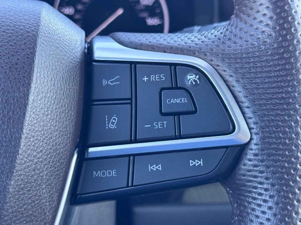 2023 Toyota Sienna Platinum 7 Passenger