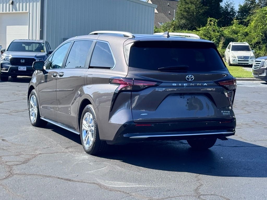 2023 Toyota Sienna Platinum 7 Passenger