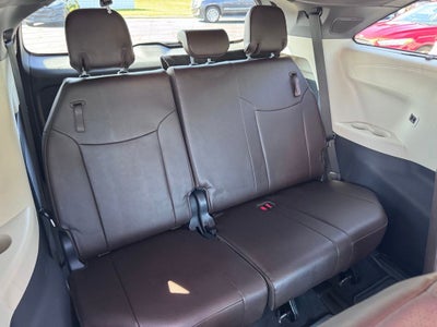 2023 Toyota Sienna Platinum 7 Passenger