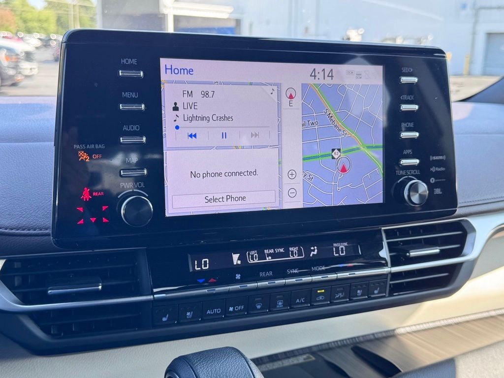 2023 Toyota Sienna Platinum 7 Passenger
