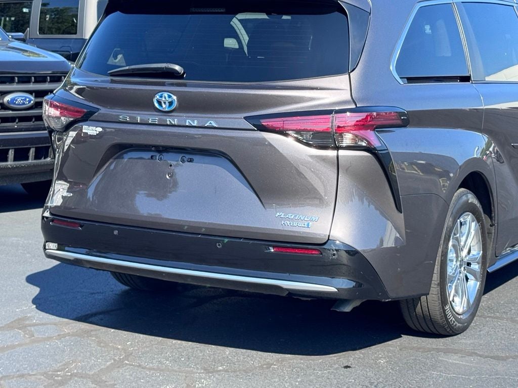 2023 Toyota Sienna Platinum 7 Passenger