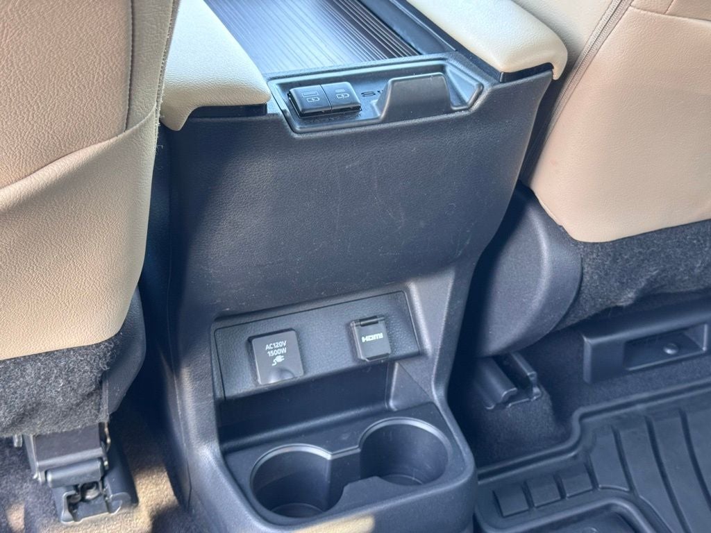 2021 Toyota Sienna XLE 8 Passenger