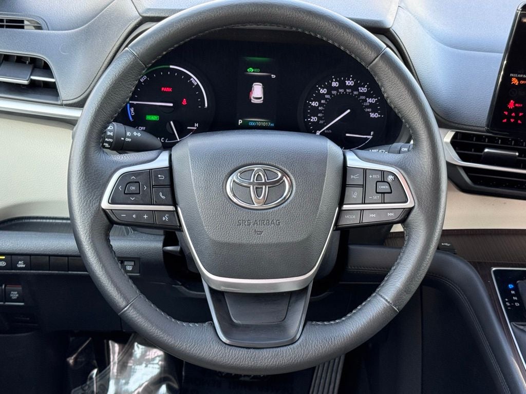 2021 Toyota Sienna XLE 8 Passenger