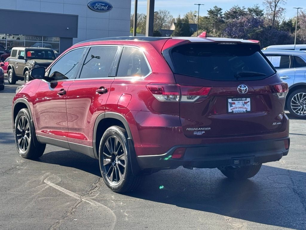 2019 Toyota Highlander SE