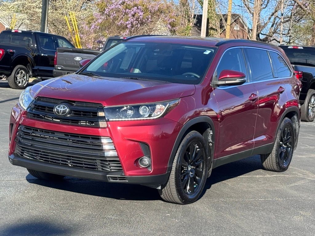 2019 Toyota Highlander SE