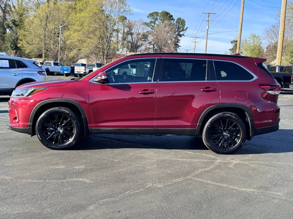 2019 Toyota Highlander SE