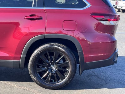 2019 Toyota Highlander SE