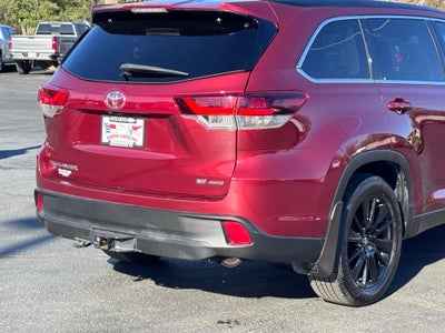 2019 Toyota Highlander SE