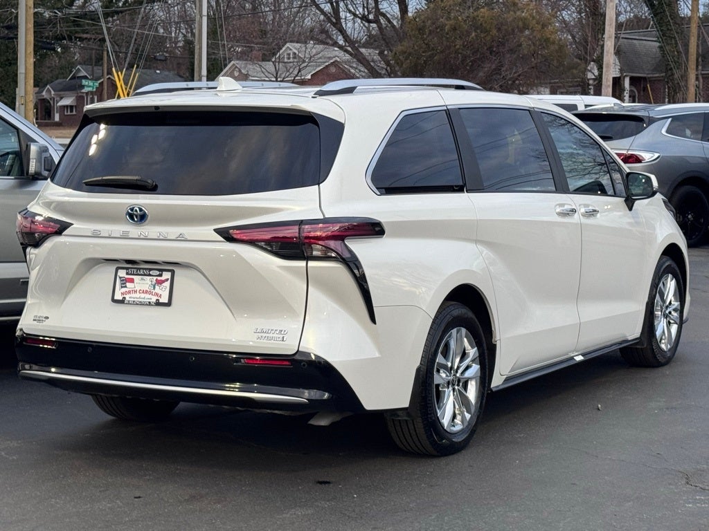 2024 Toyota Sienna Limited 7 Passenger