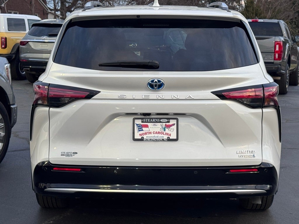2024 Toyota Sienna Limited 7 Passenger