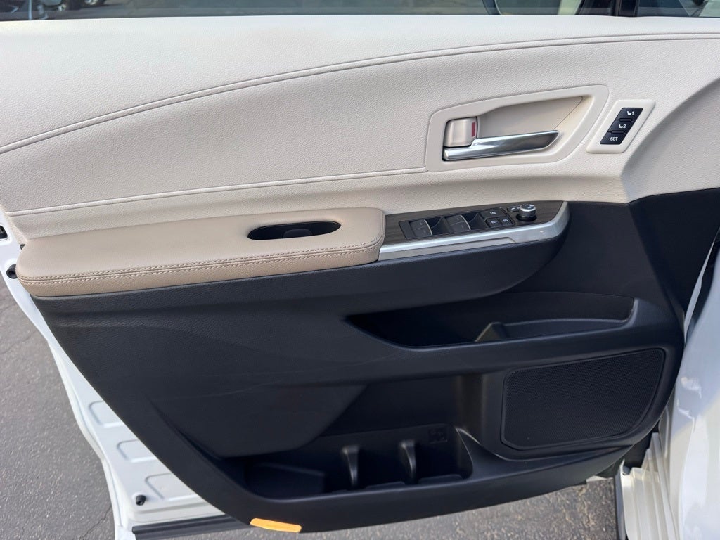 2024 Toyota Sienna Limited 7 Passenger