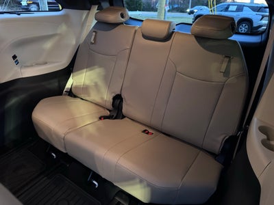 2024 Toyota Sienna Limited 7 Passenger