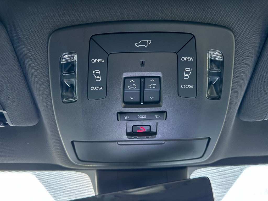 2024 Toyota Sienna Limited 7 Passenger