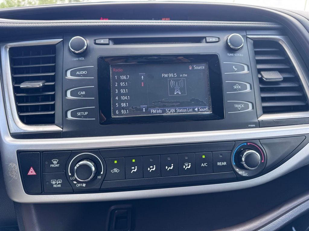 2019 Toyota Highlander LE