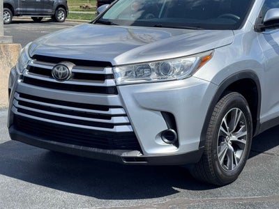2019 Toyota Highlander LE