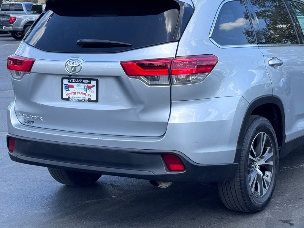 2019 Toyota Highlander LE