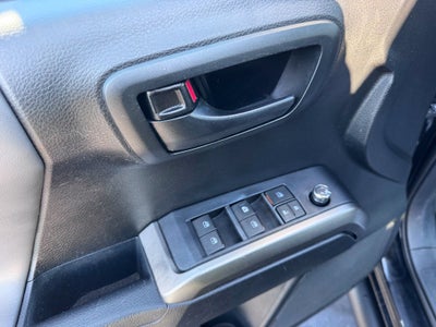 2017 Toyota Tacoma SR5 V6