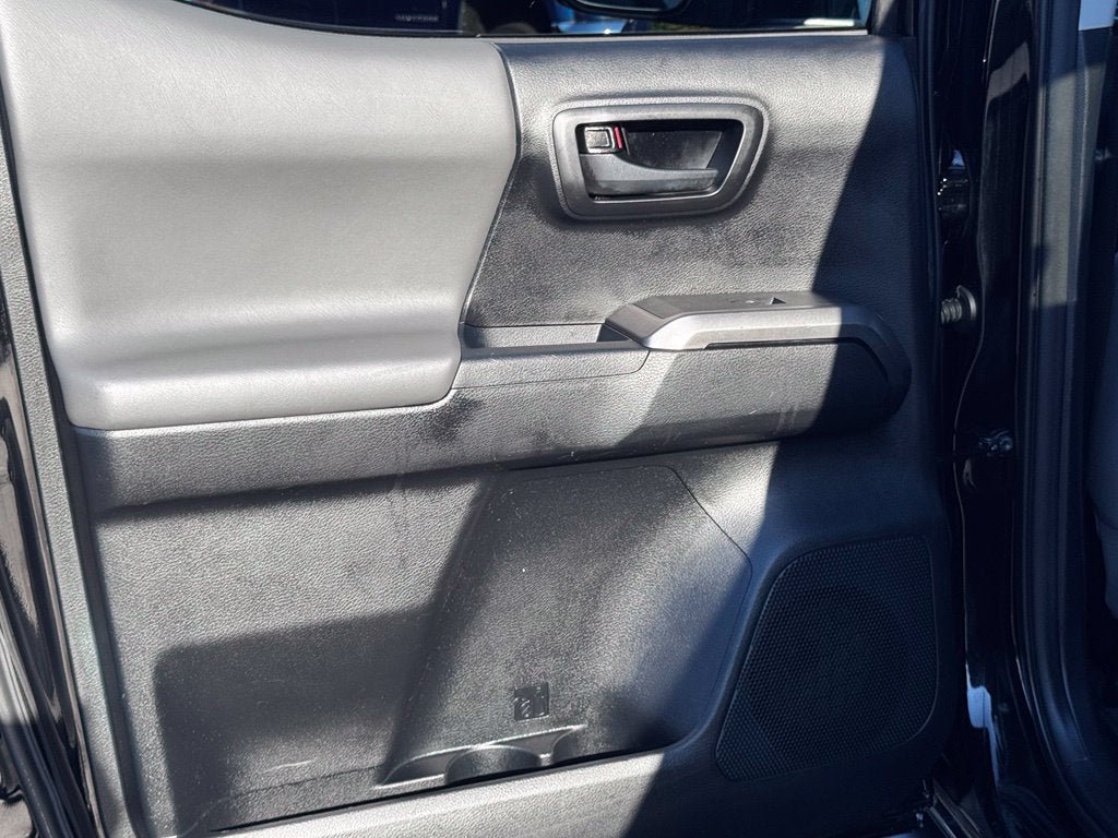 2017 Toyota Tacoma SR5 V6