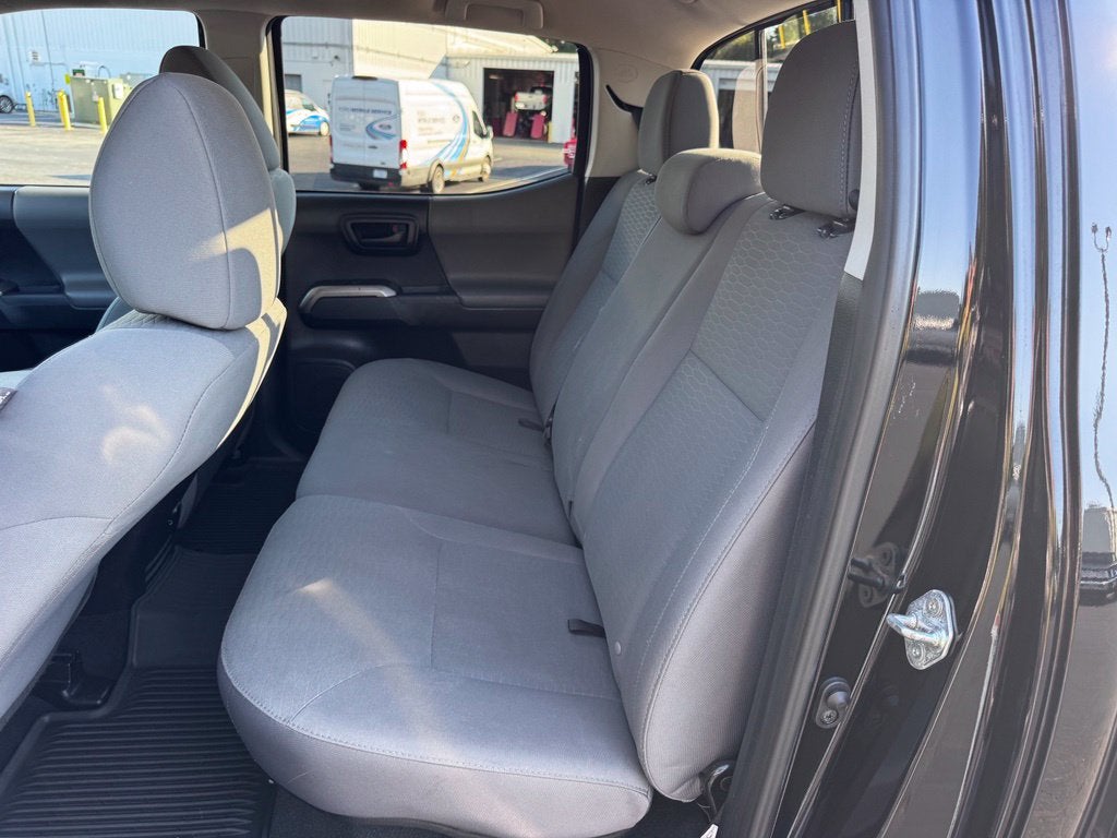 2017 Toyota Tacoma SR5 V6