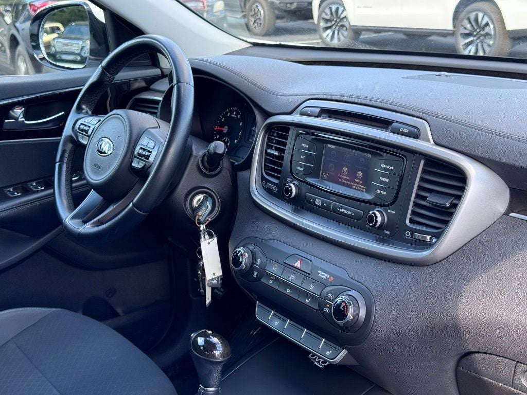 2016 Kia Sorento LX