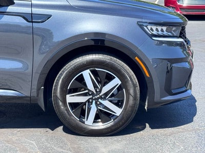 2022 Kia Sorento S