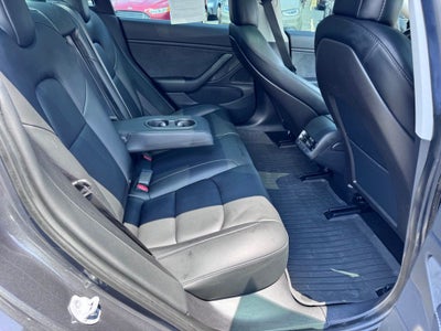 2020 Tesla Model 3 Performance