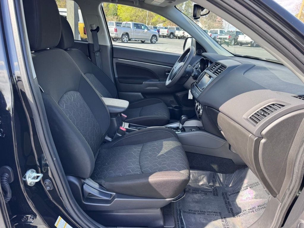 2025 Mitsubishi Outlander Sport 2.0 ES