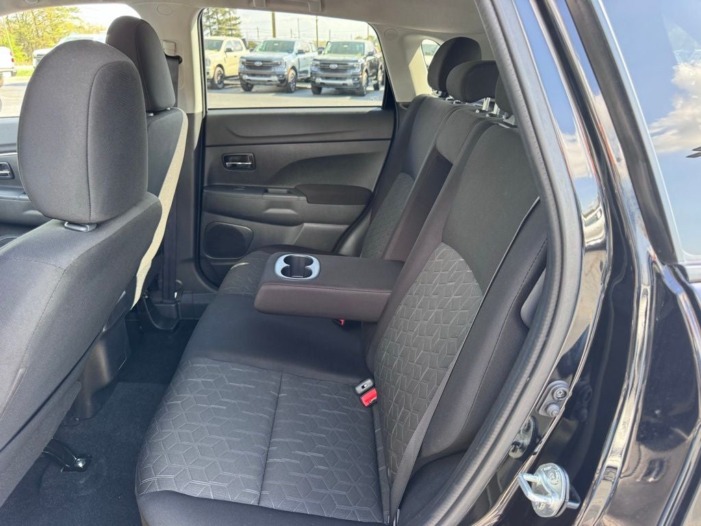 2025 Mitsubishi Outlander Sport 2.0 ES