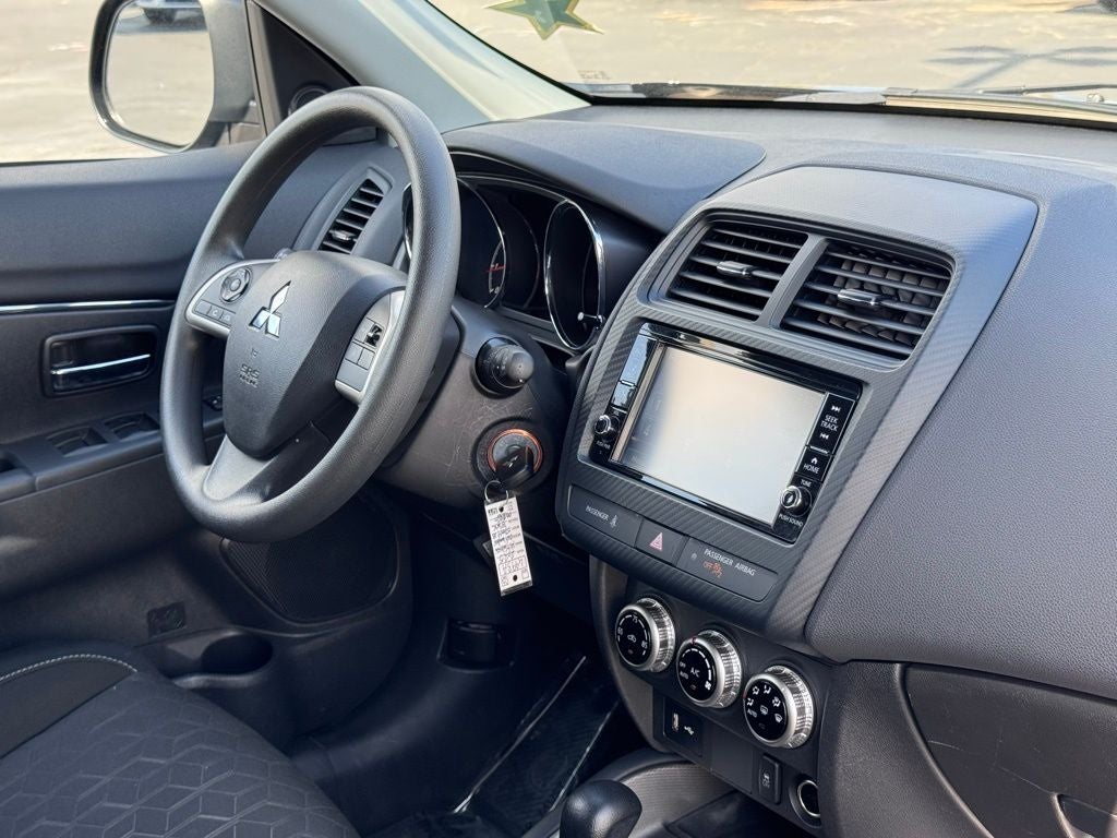 2025 Mitsubishi Outlander Sport 2.0 ES