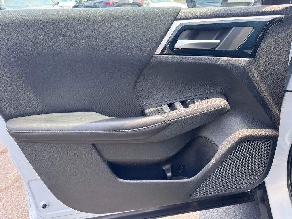 2022 Mitsubishi Outlander ES