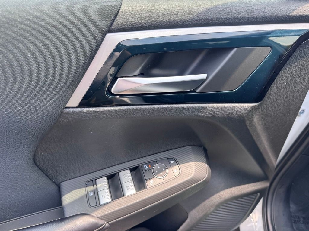 2022 Mitsubishi Outlander ES