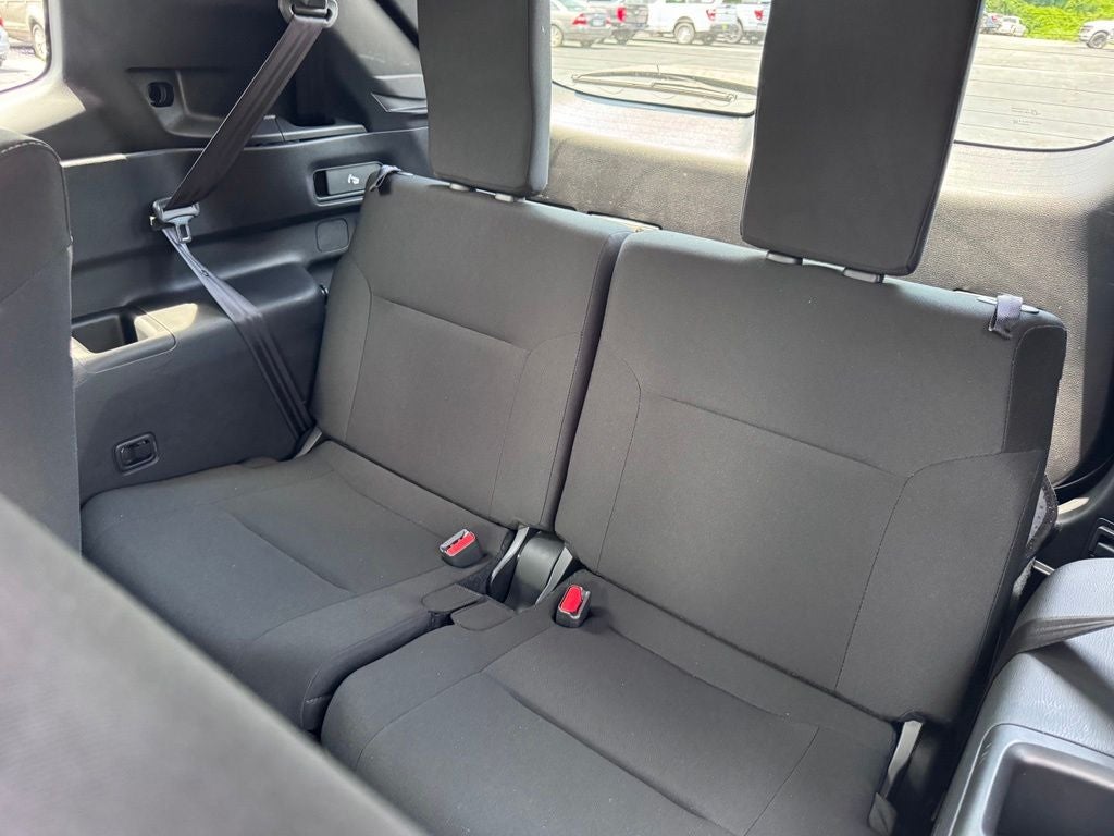 2022 Mitsubishi Outlander ES