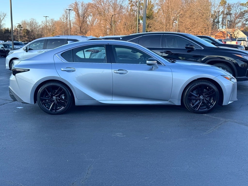 2022 Lexus IS 300