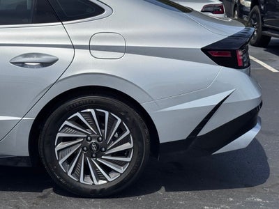 2025 Hyundai Sonata Hybrid SEL