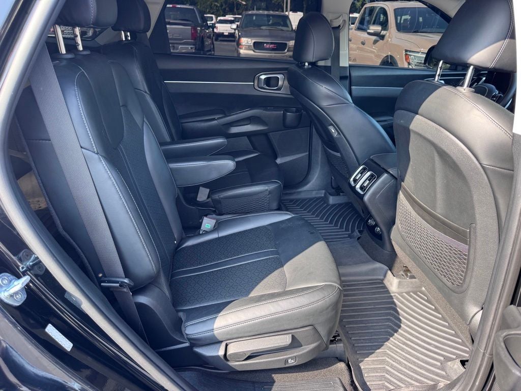 2022 Kia Sorento Hybrid S