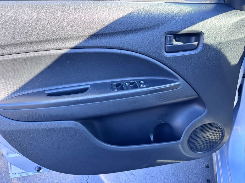 2021 Mitsubishi Mirage ES