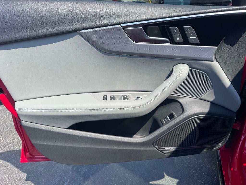 2022 Audi A4 45 S line Premium Plus quattro