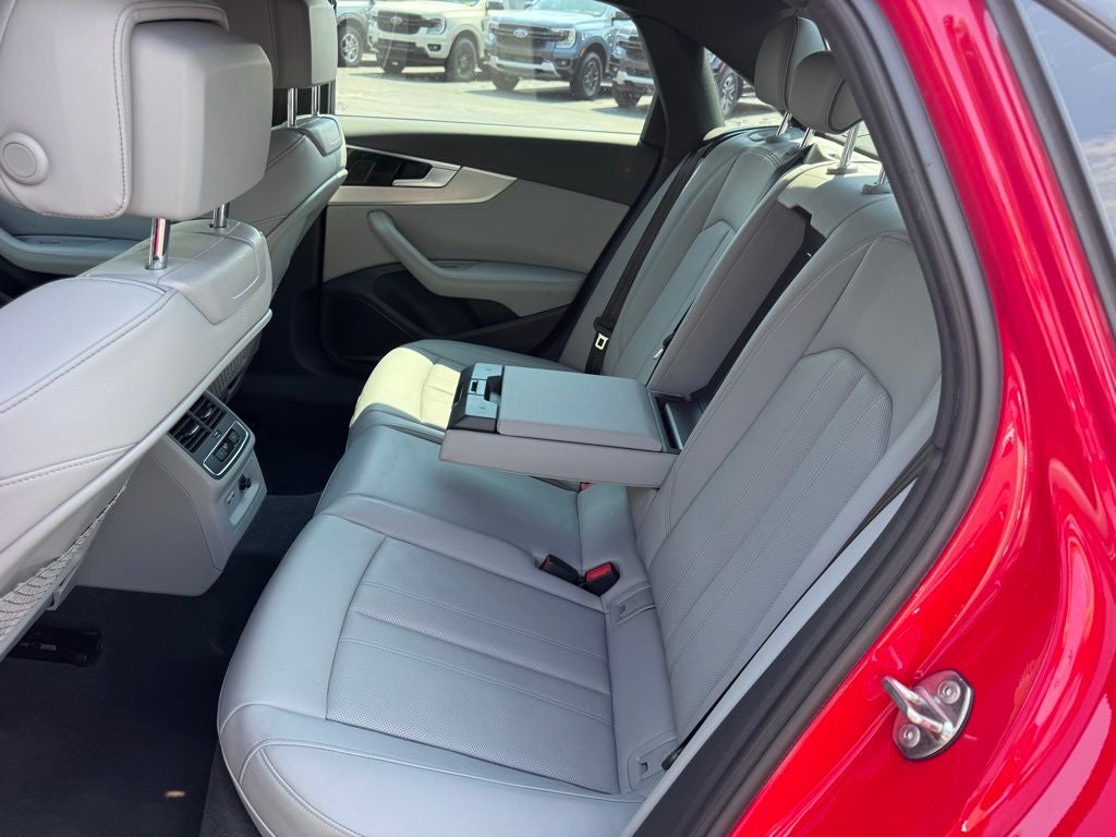 2022 Audi A4 45 S line Premium Plus quattro