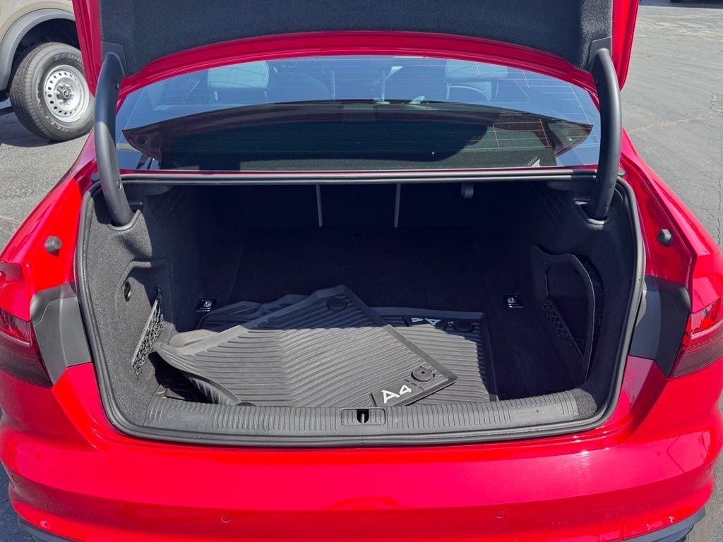 2022 Audi A4 45 S line Premium Plus quattro