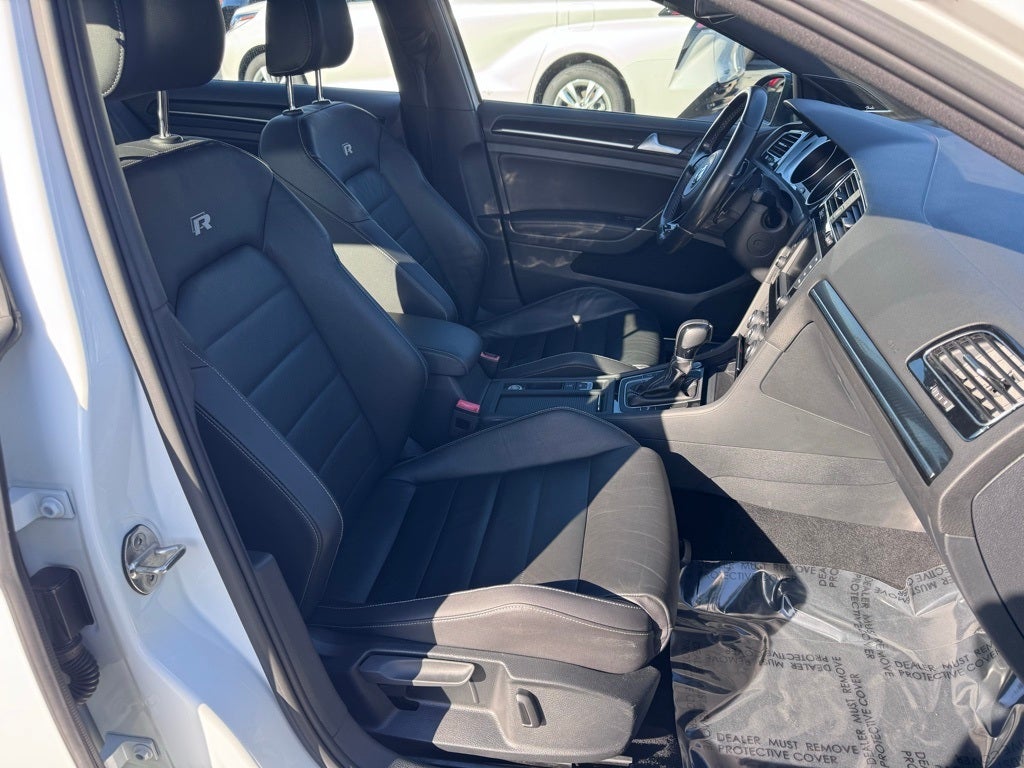 2016 Volkswagen Golf R DCC & Navigation 4Motion 4Motion