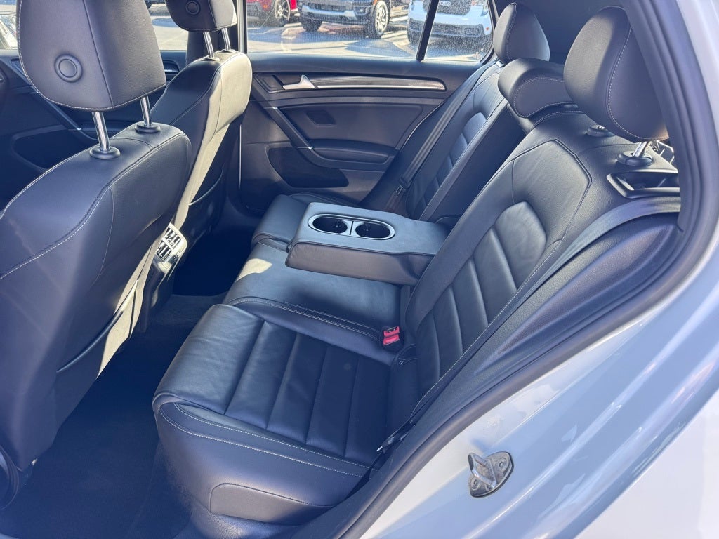 2016 Volkswagen Golf R DCC & Navigation 4Motion 4Motion