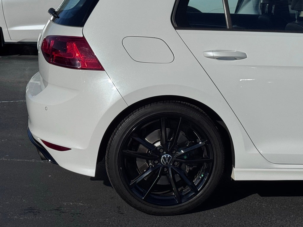 2016 Volkswagen Golf R DCC & Navigation 4Motion 4Motion