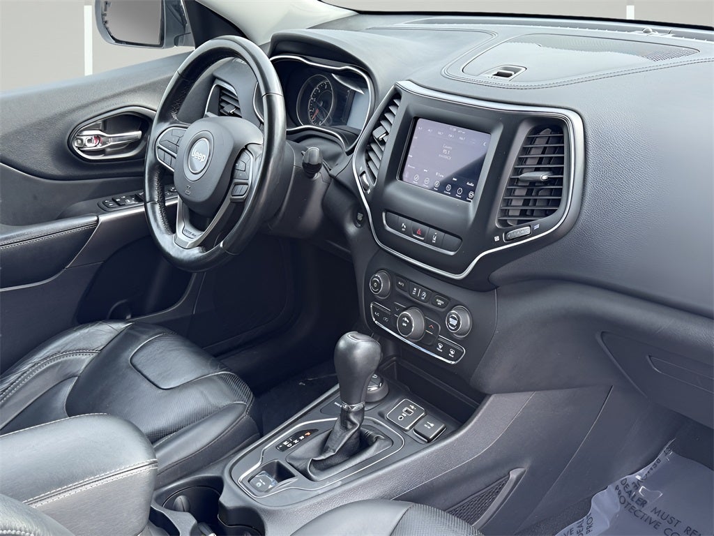 2021 Jeep Cherokee Latitude Lux