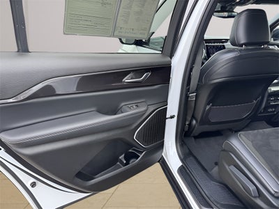 2022 Jeep Grand Cherokee L Altitude