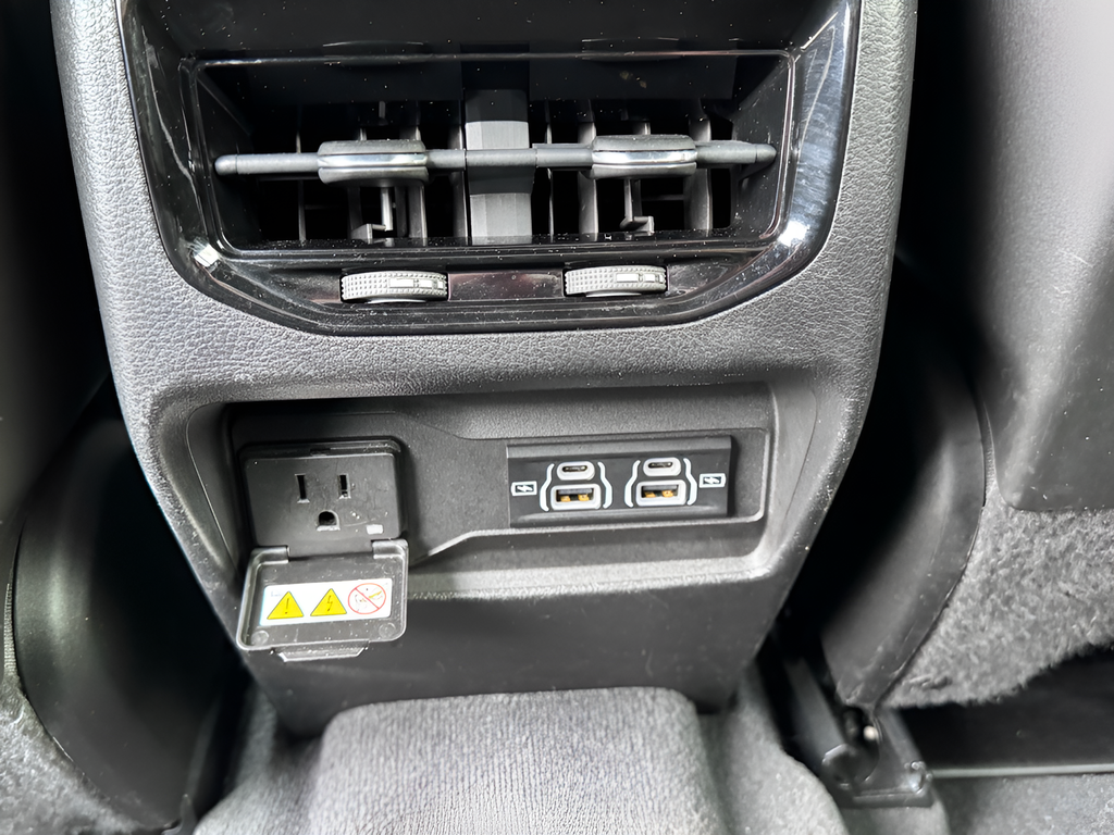 2022 Jeep Grand Cherokee L Altitude
